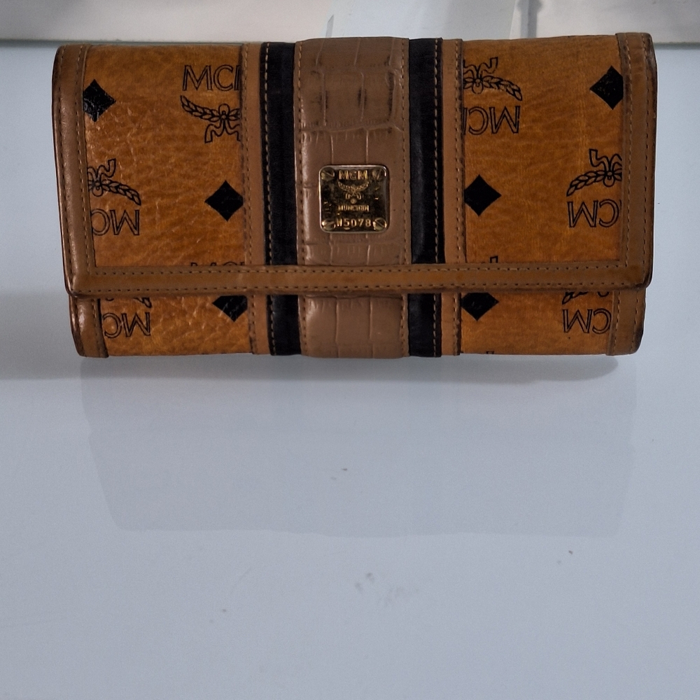 Mcm wallet